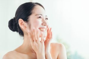 気持ちから明るくなれる美容鍼を体験してください